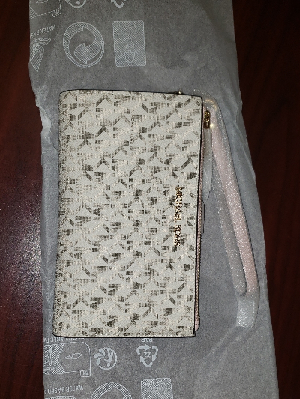 Michael Kors Beige Signature Logo Wristlet Clutch with Pink Strap NWT